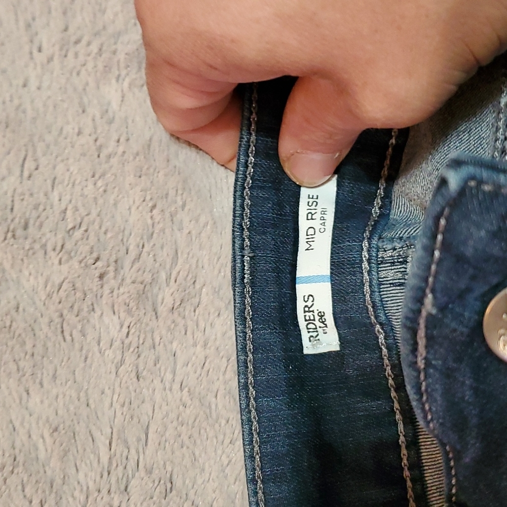 LEE capri Riders size8 (medium) - Picture 3 of 4